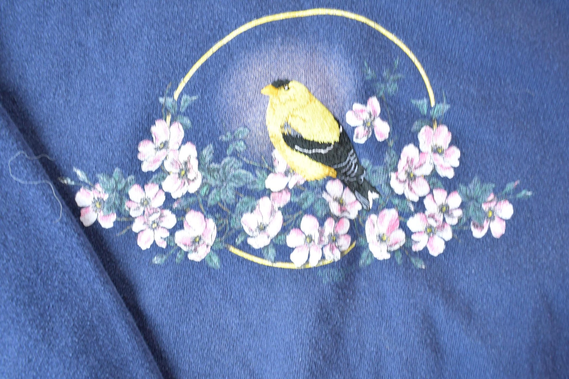 Vintage 1990s Bird Theme Collared Crewneck Men's XL from propervintagecanada