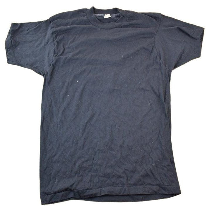Vintage 1990s Black Blank Souvenir Single Stitch Graphic Print T-Shirt Men's Small from propervintagecanada
