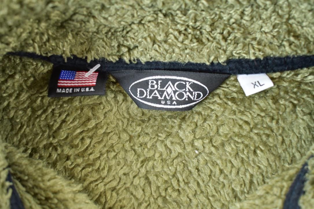 Vintage 1990s Black Diamond Fleece Outdoorsman Sweater Womens S from propervintagecanada