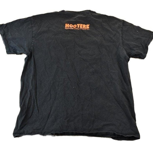 Vintage 1990s Black Hooters Port Charlotte Florida Souvenir Travel T-Shirt Men's Medium from propervintagecanada