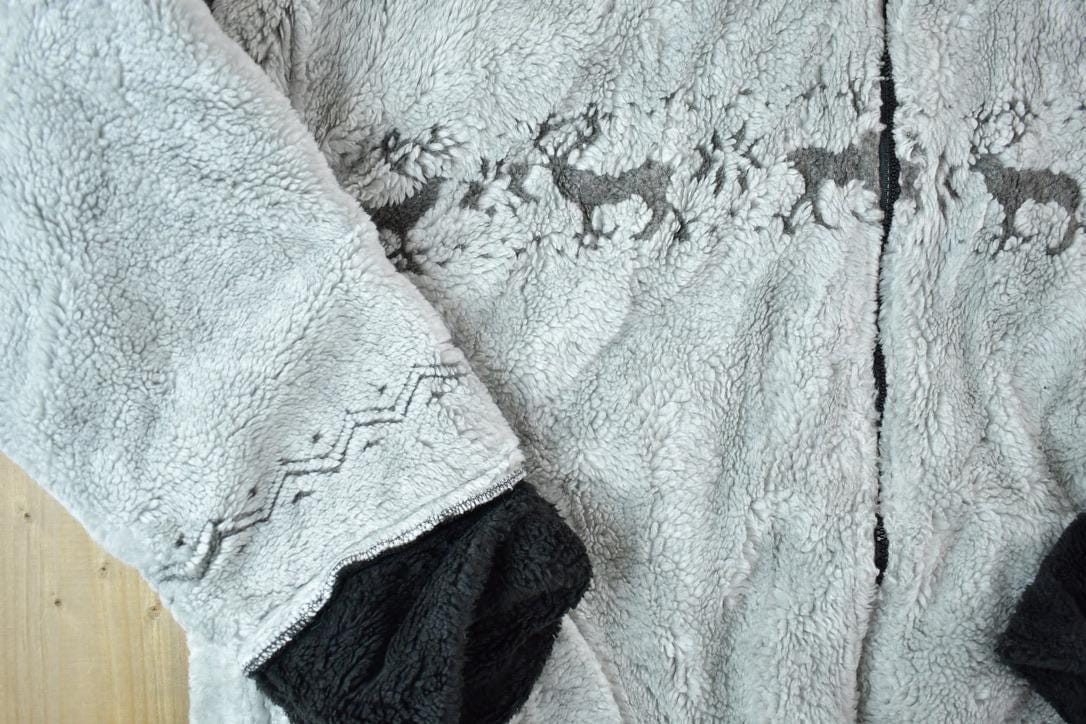 Vintage 1990s Black Mountain Fleece Outdoorsman Hoodie Sweater Men's XL from propervintagecanada