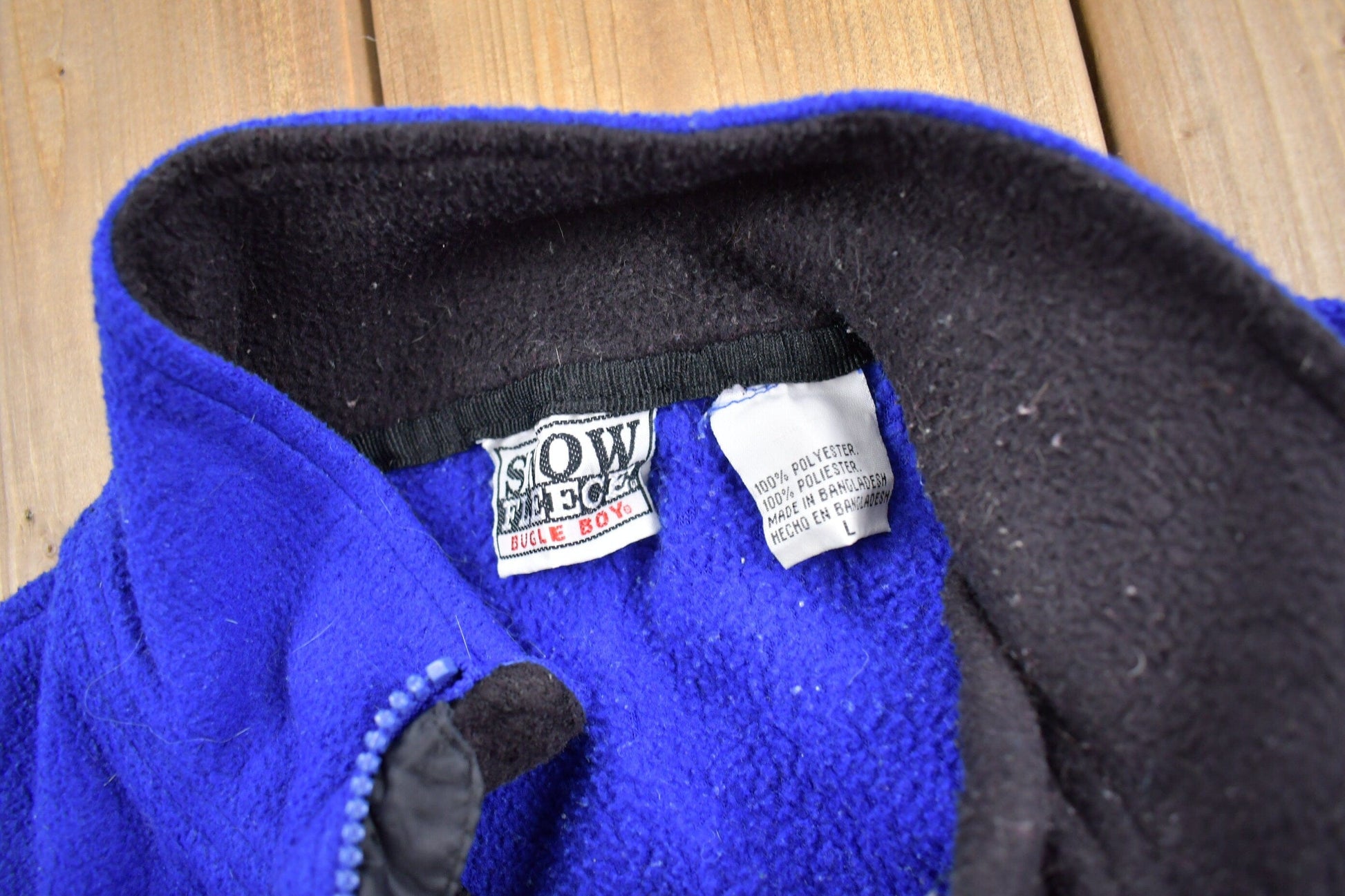 Vintage 1990s Blank Blue Fleece Sweater Men's Large from propervintagecanada