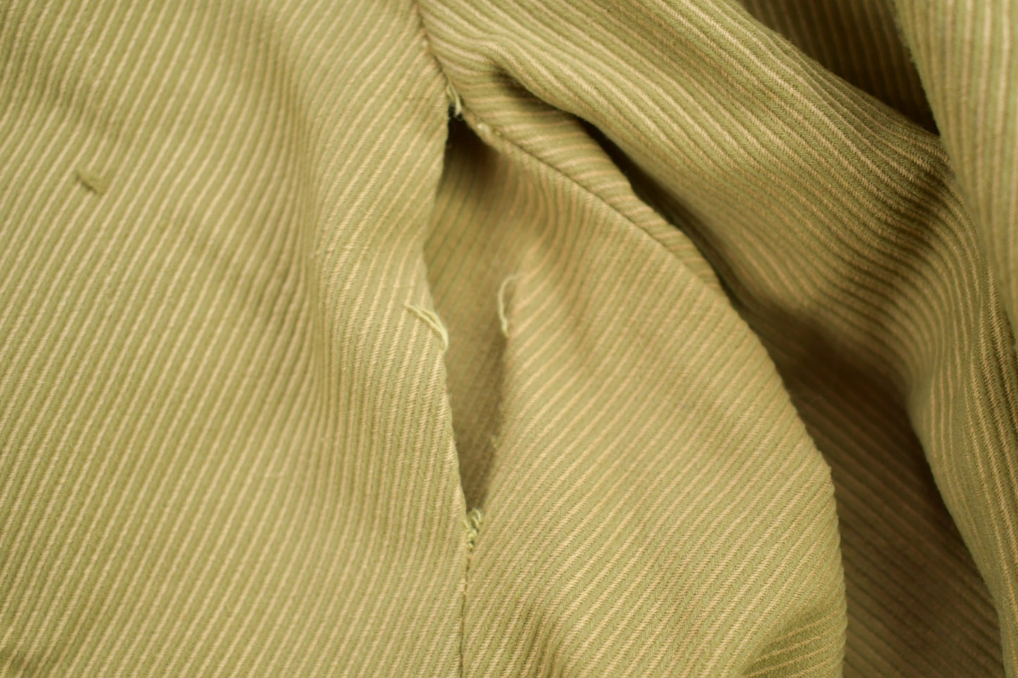 Vintage 1990s Blank Button Up Shirt from propervintagecanada
