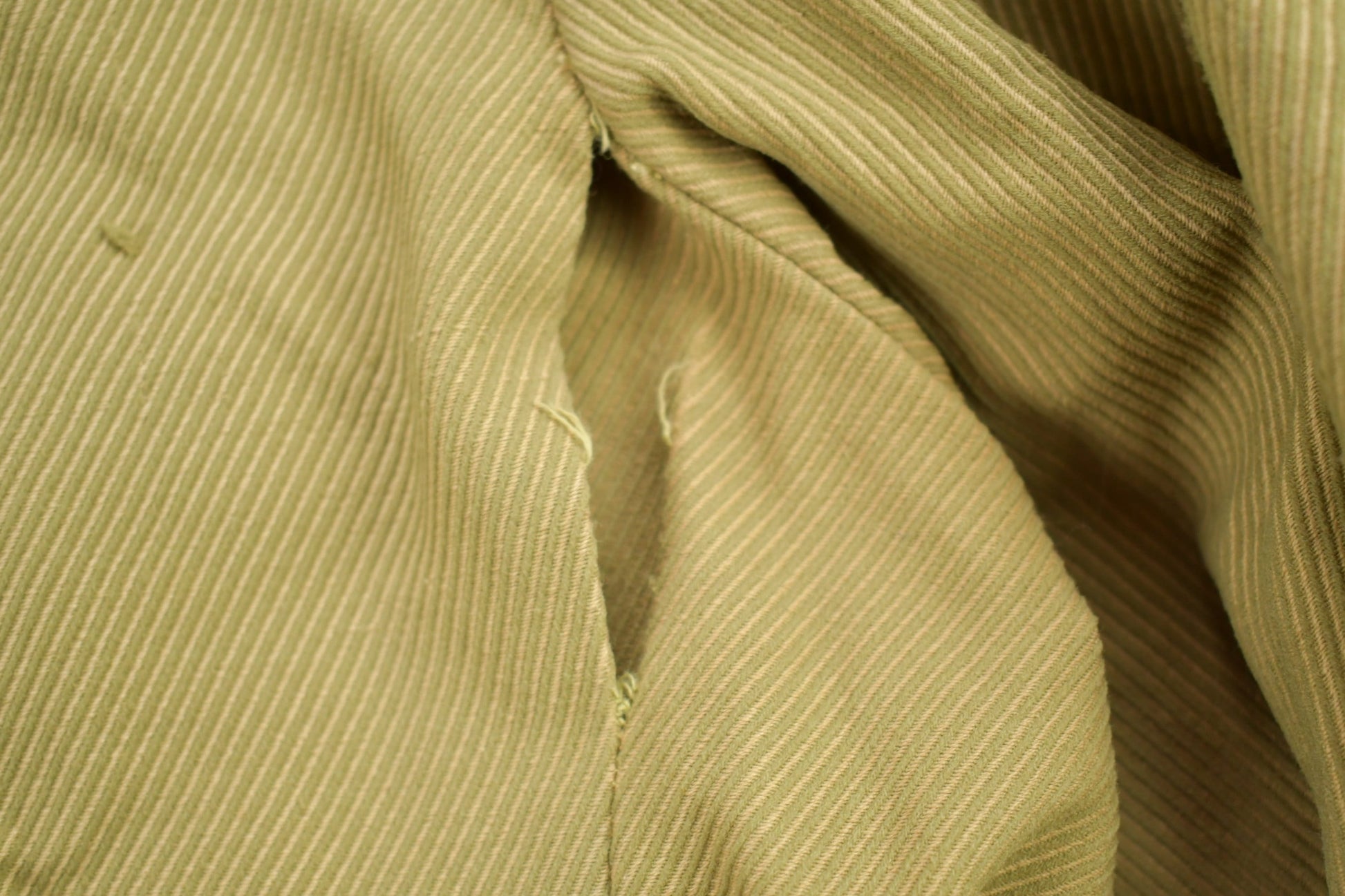 Vintage 1990s Blank Button Up Shirt from propervintagecanada