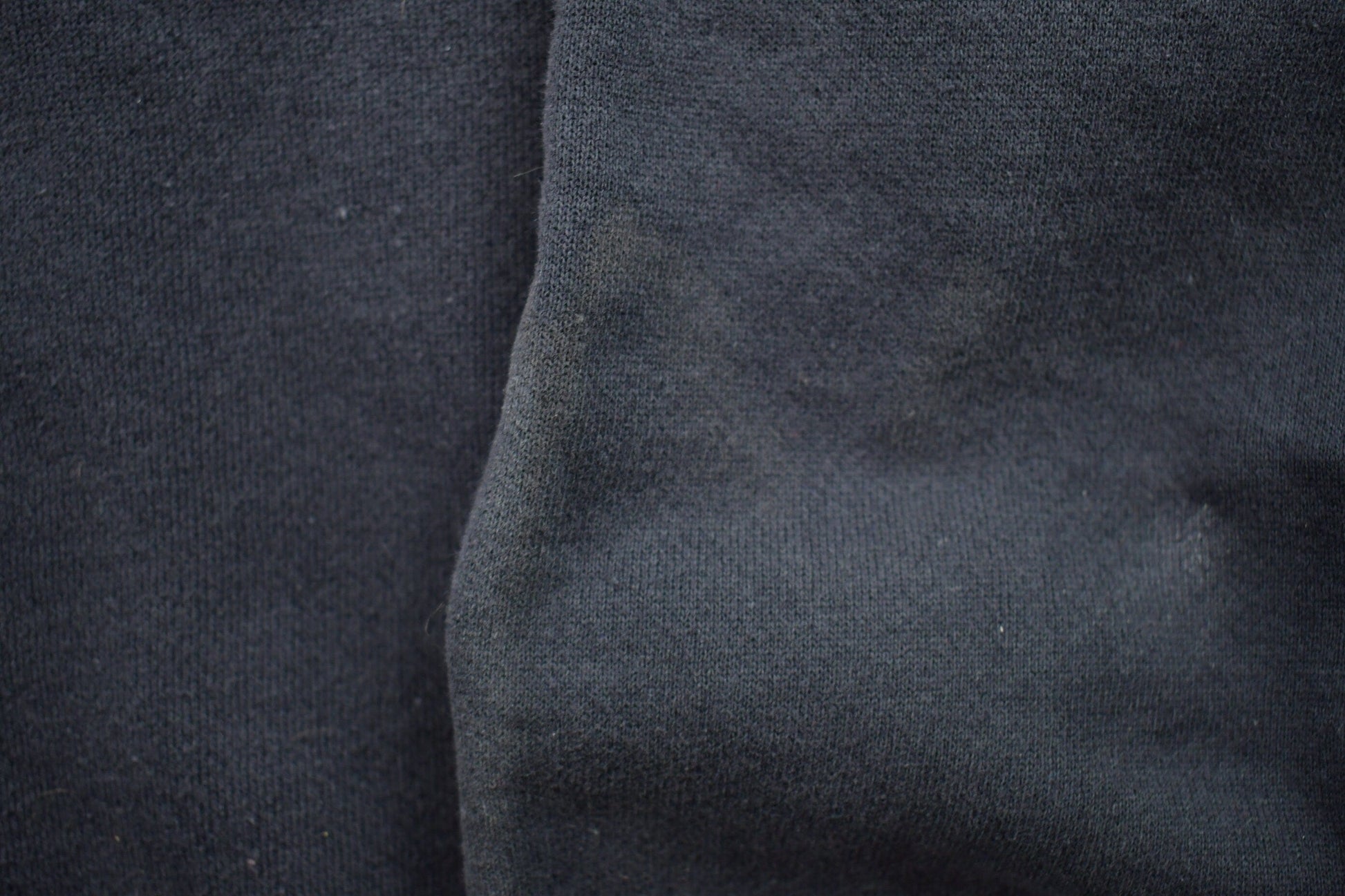 Vintage 1990s Blank Crewneck Sweatshirt Men's XL from propervintagecanada