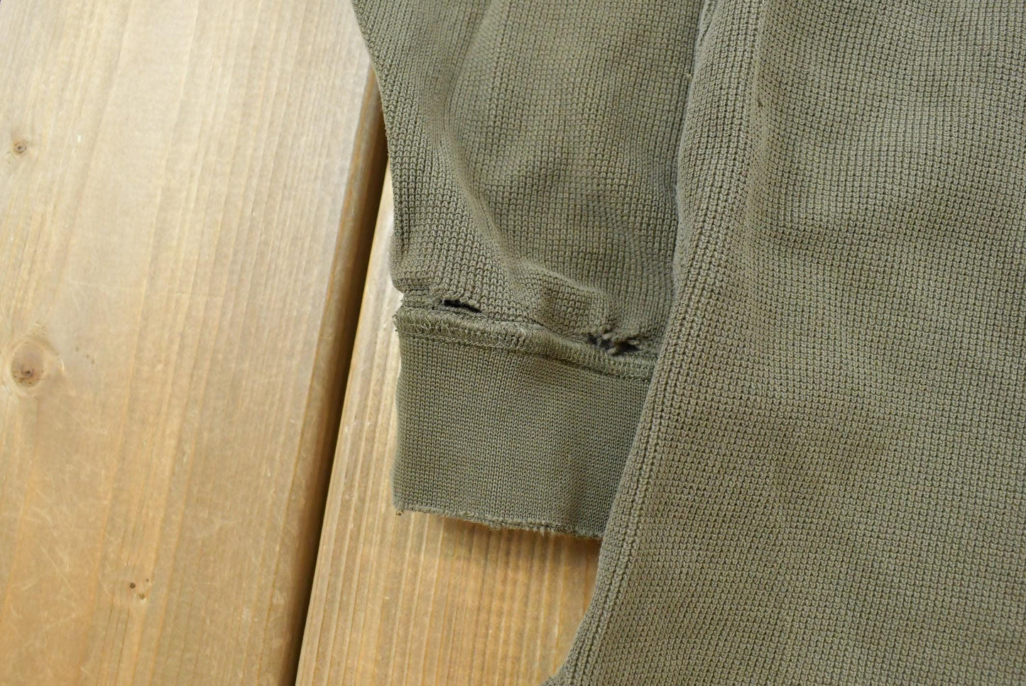 Vintage 1990s Blank Eddie Bauer Thermal Long Sleeve T-Shirt Men's M from propervintagecanada