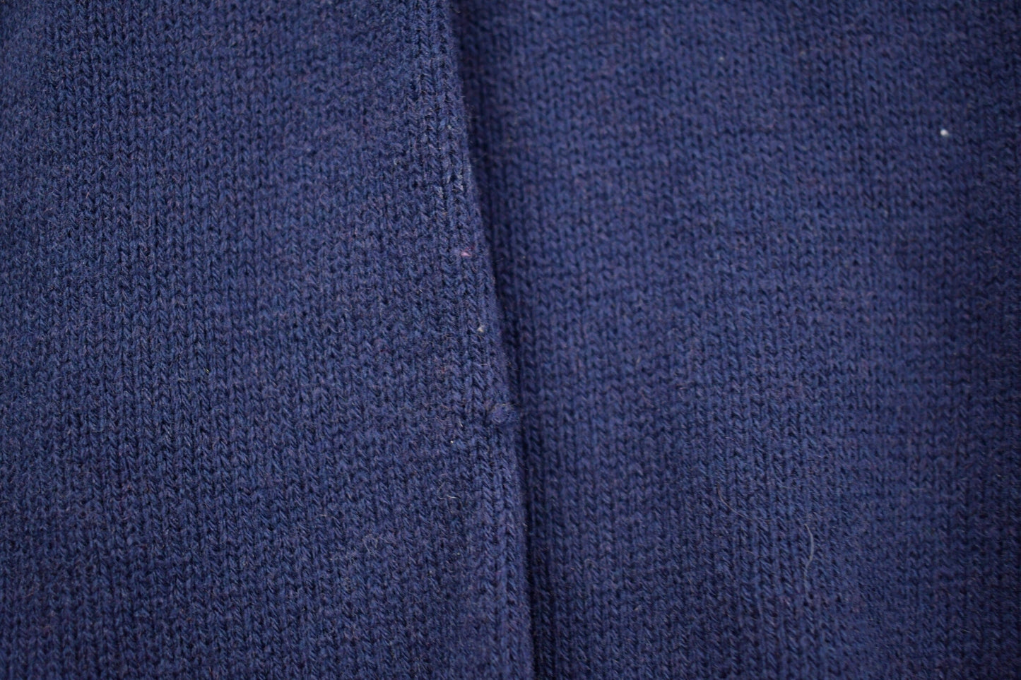 Vintage 1990s Blank Navy Blue Knitted Crewneck Sweater Men's Large from propervintagecanada