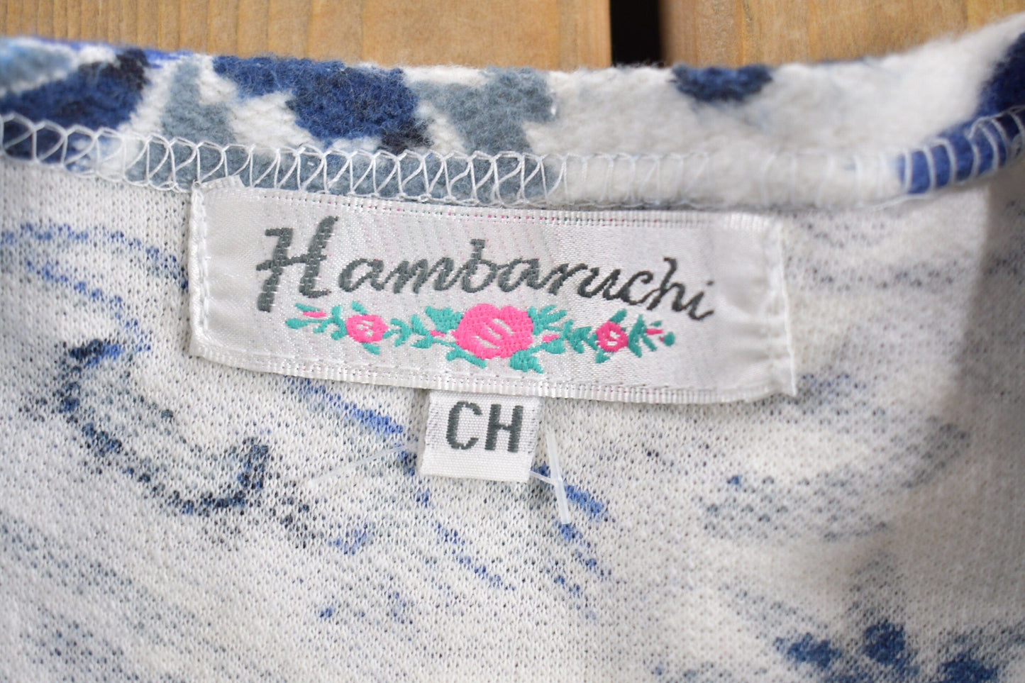 Vintage 1990s Blue Floral Fleece Sweatshirt Men's Medium from propervintagecanada