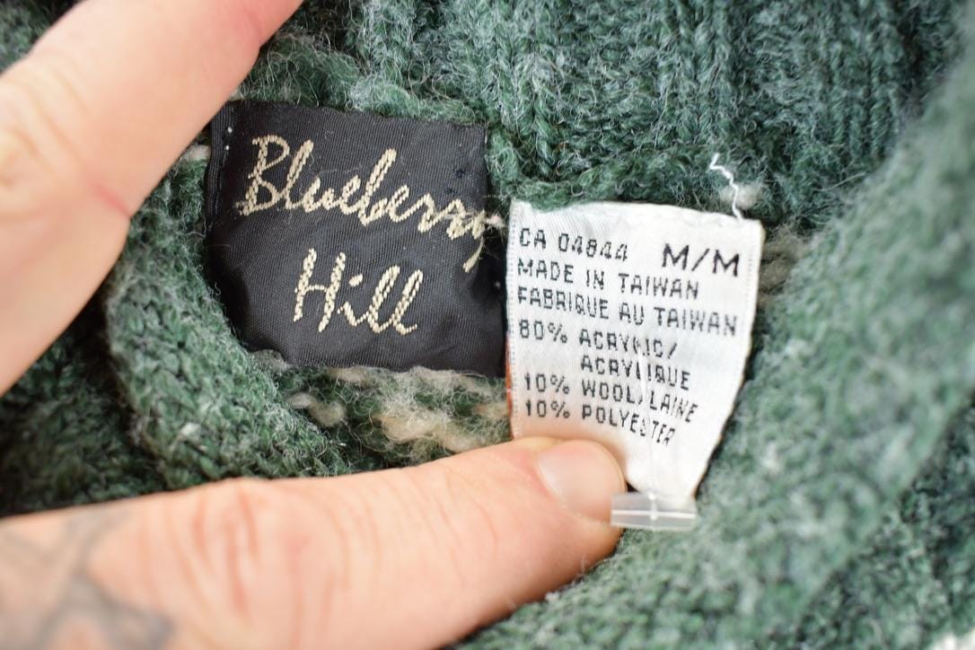 Vintage 1990s Blueberry Hill Chunky Knit Snowflake Pattern AOP Crewneck Sweater Women's M from propervintagecanada