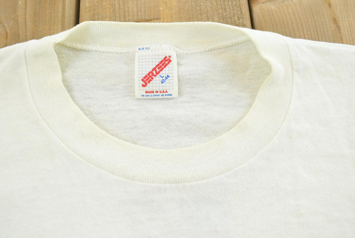 Vintage 1990s Boeing Nasa Space Station Graphic T Shirt Mens L from propervintagecanada