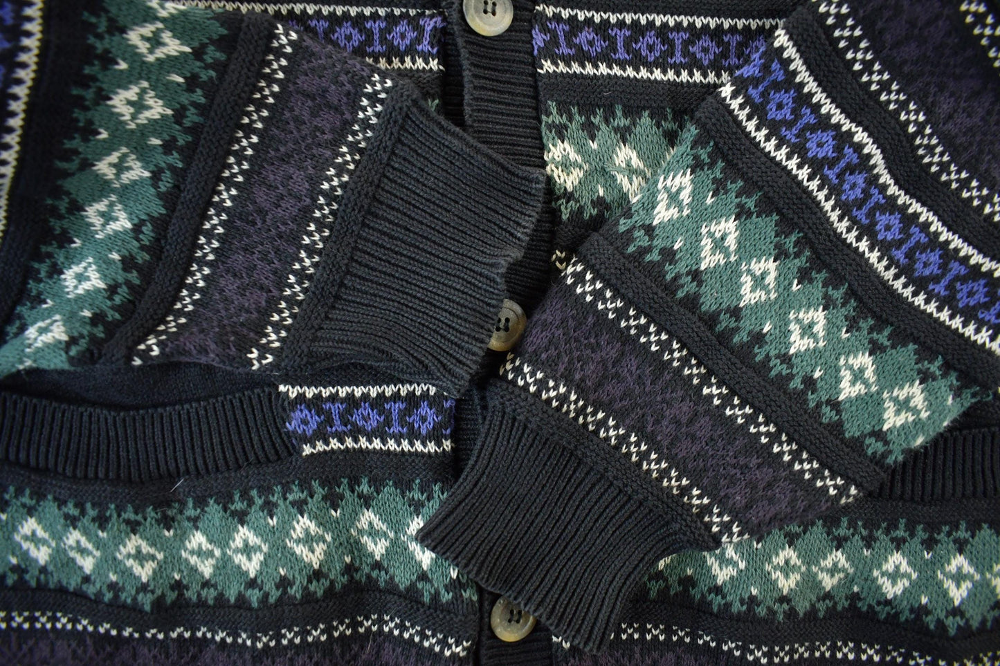 Vintage 1990s Bosa Knit Cardigan Sweater Men's Large from propervintagecanada