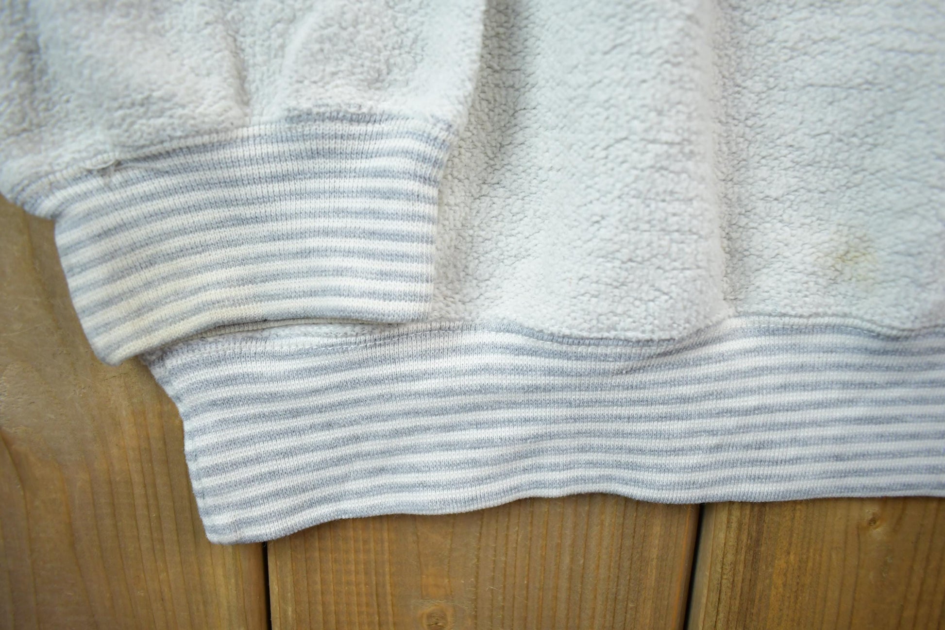 Vintage 1990s Boston College Collegiate Crewneck Sweatshirt Men's L from propervintagecanada