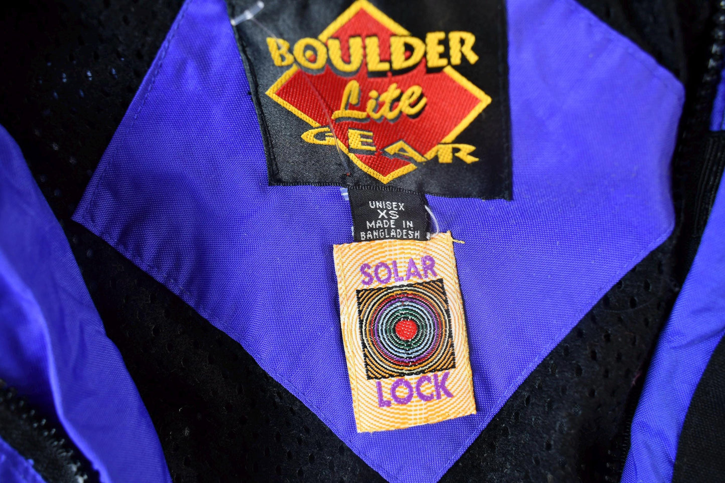 Vintage 1990s Boulder Lite Gear Solar Lock Ski Jacket Men's XS from propervintagecanada