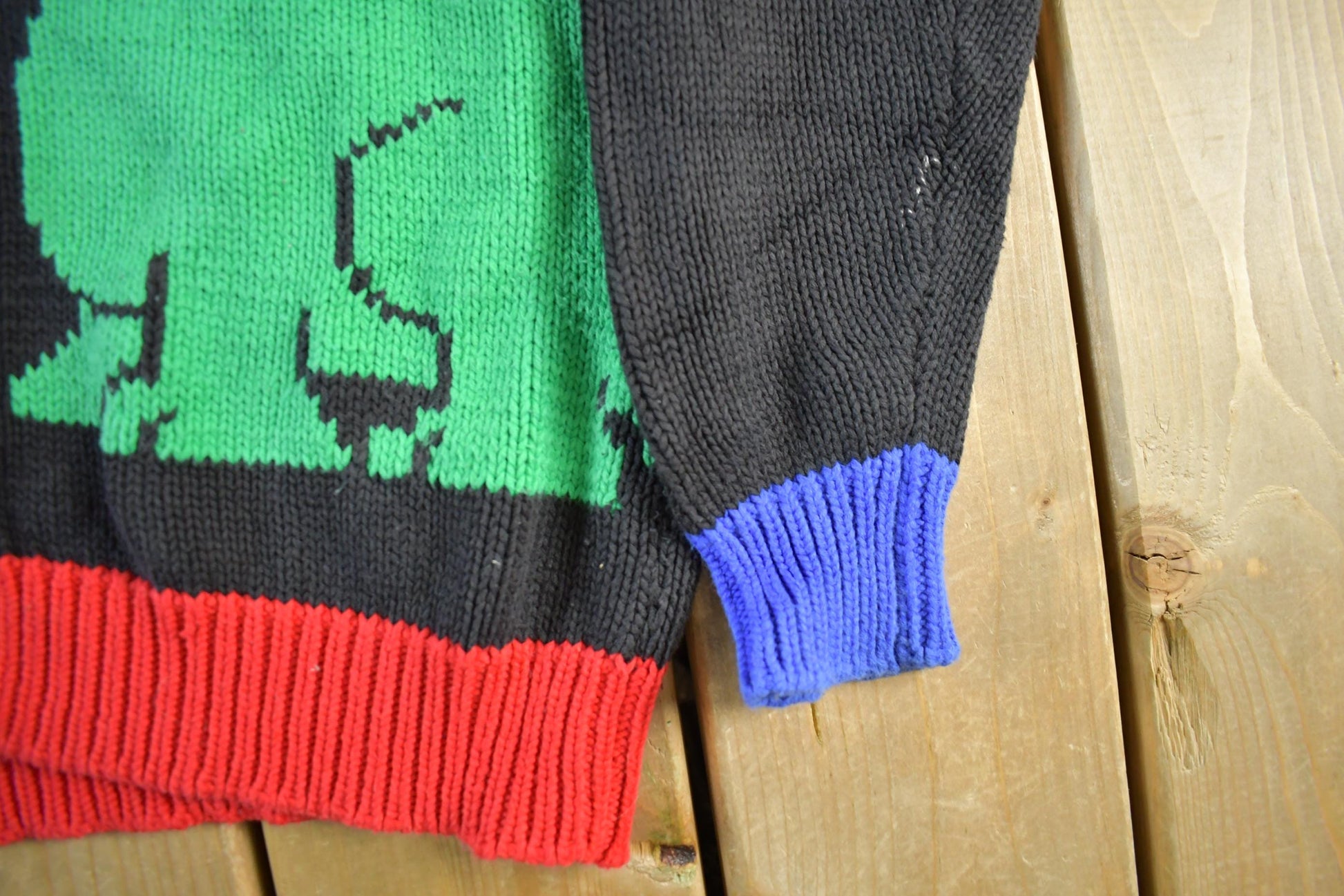 Vintage 1990s Boynton Eagles Eye Dinosaur Theme Knit Cardigan Sweater Womens Large from propervintagecanada