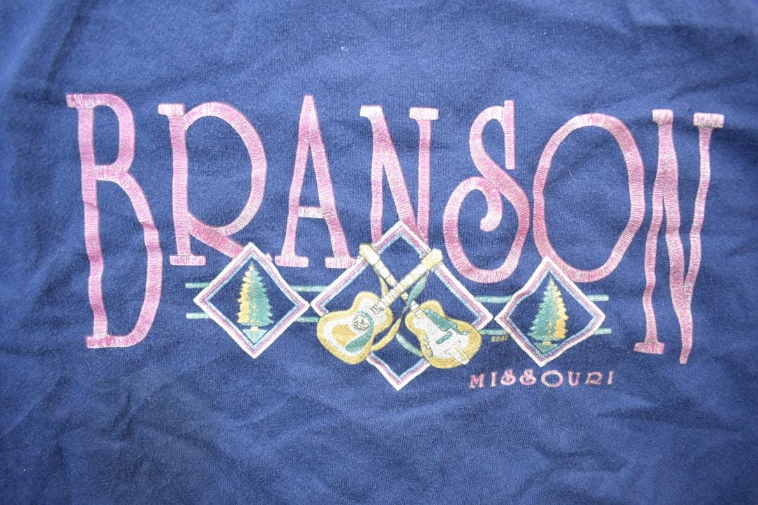 Vintage 1990s Branson Missouri Crewneck Sweatshirt from propervintagecanada