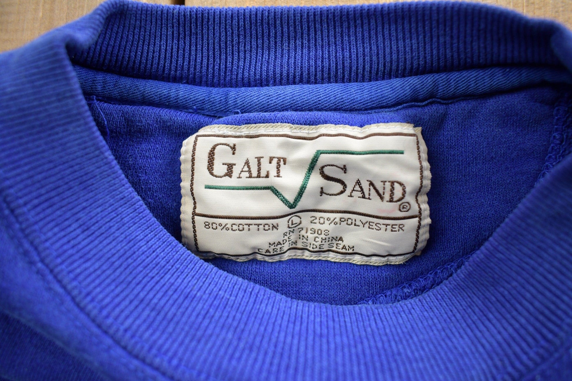 Vintage 1990s Breckenridge Collegiate Crewneck Men's L from propervintagecanada