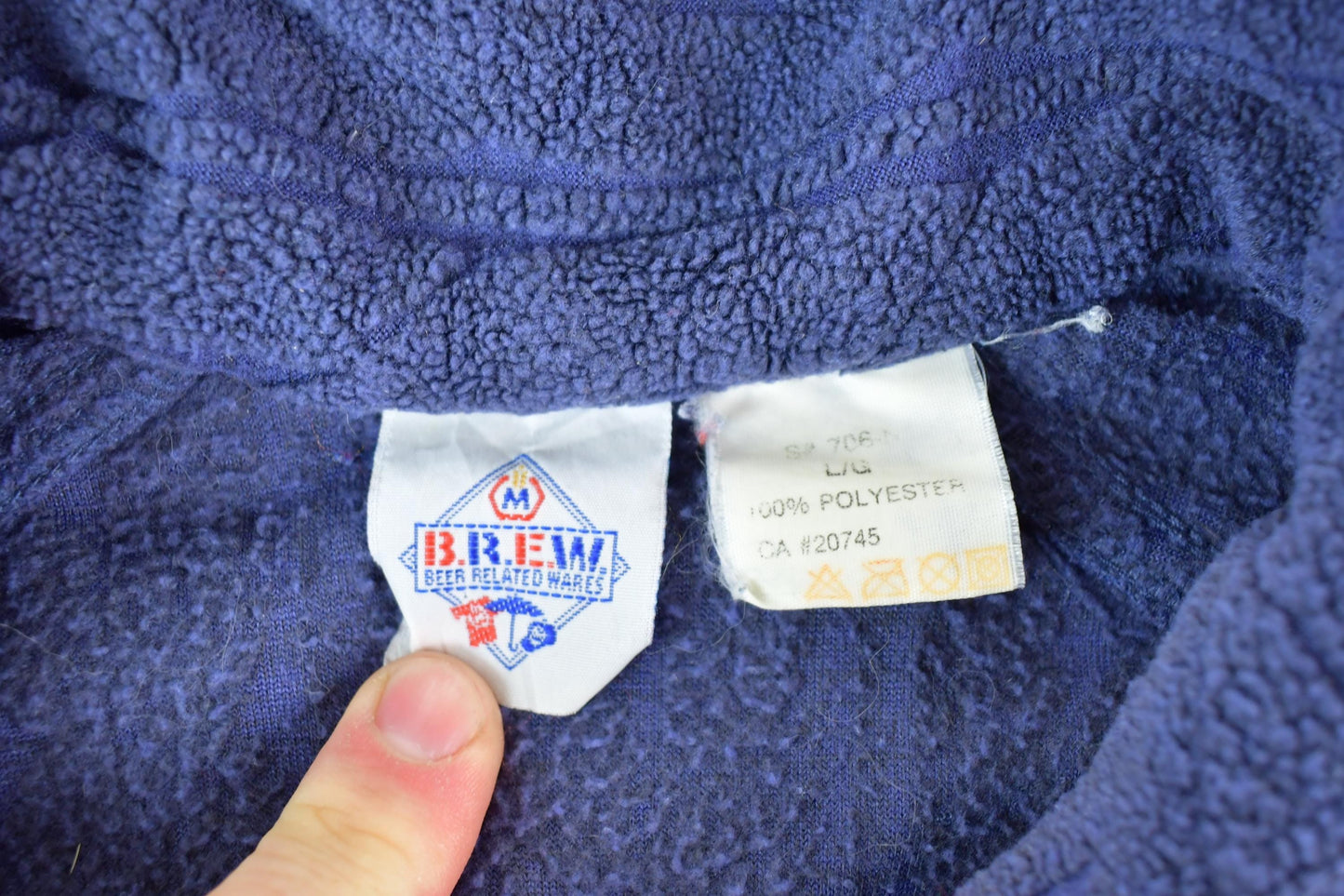 Vintage 1990s Brem Fleece Outdoorsman Sweater Men's Large from propervintagecanada