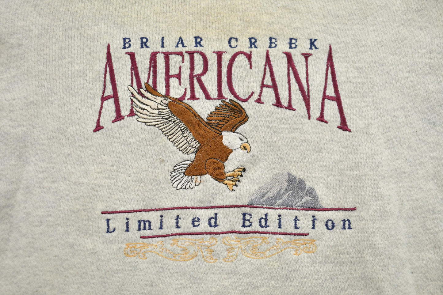 Vintage 1990s Briar Creek Americana Souvenir Crewneck Sweatshirt Men's XL from propervintagecanada