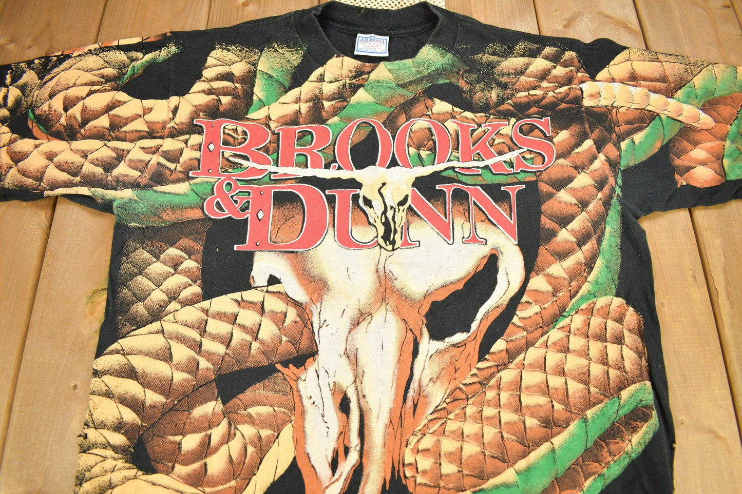 Vintage 1990s Brooks & Dunn All Over Print Rattlesnake T-shirt Men's Large from propervintagecanada
