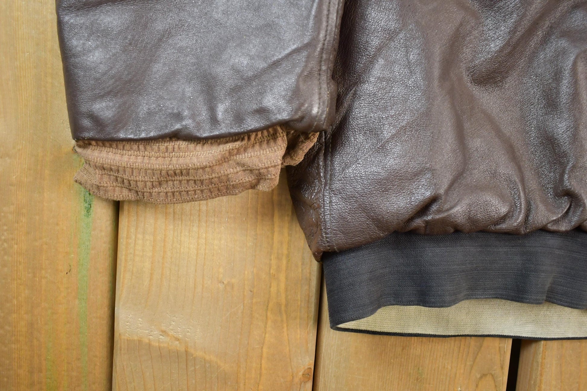 Vintage 1990s Brown Leather Bomber Shearling Collar Jacket Made In USA from propervintagecanada