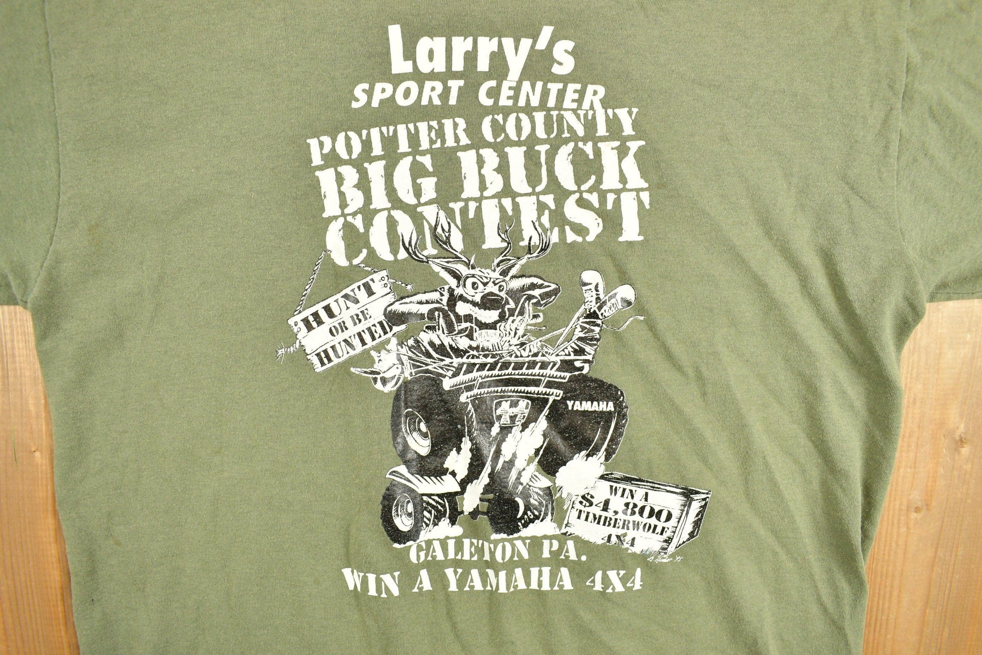 Vintage 1990s Buck Hunting Galeton PA Graphic T-Shirt Men's Small from propervintagecanada