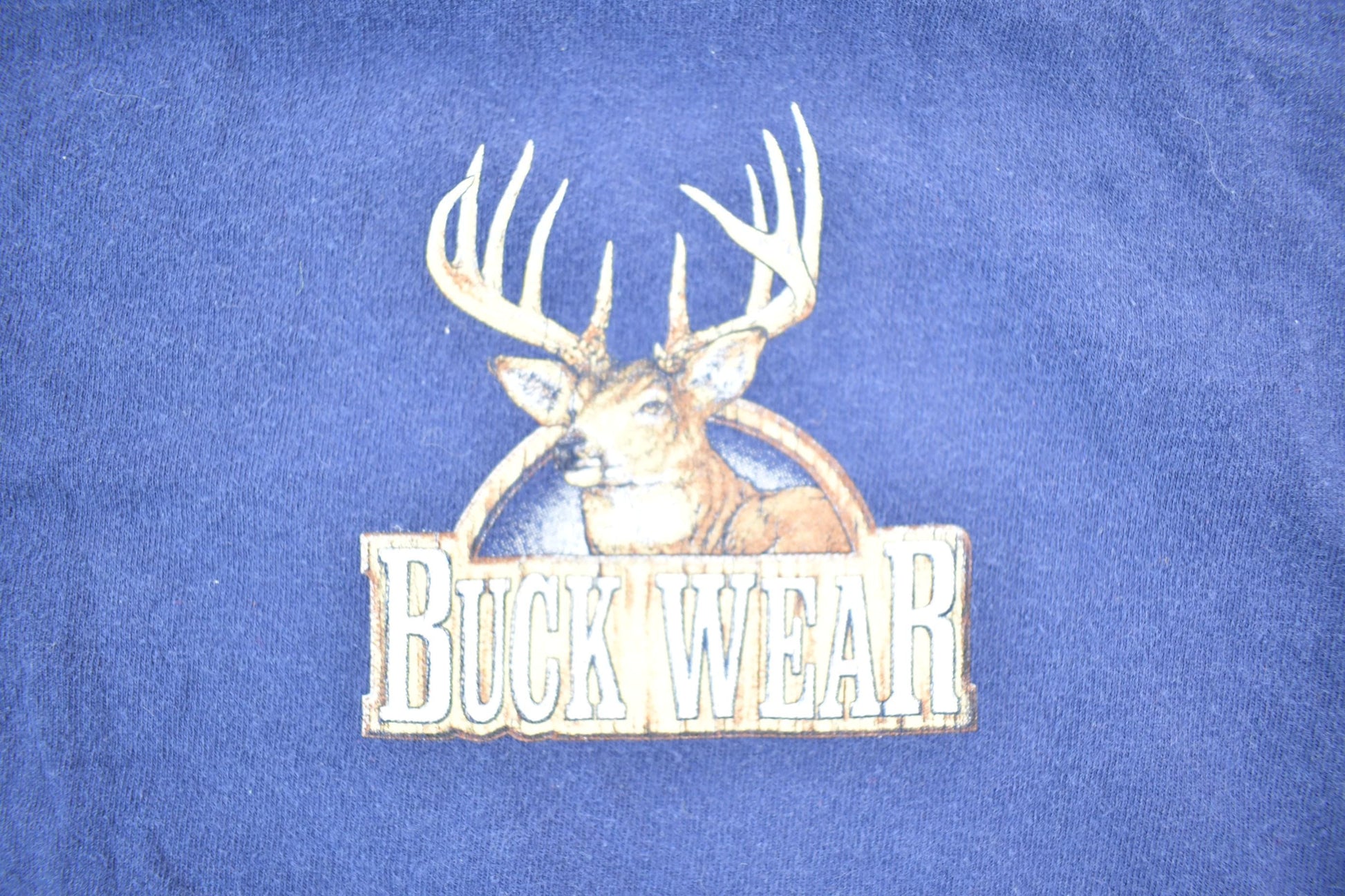Vintage 1990s Buck Wear Hunting Graphic T-Shirt Men's Large from propervintagecanada