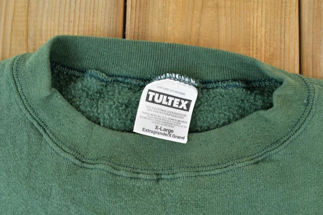 Vintage 1990s Buckhorn Outfitters Outdoorsman Big Buck Crewneck Sweatshirt Men's XL from propervintagecanada