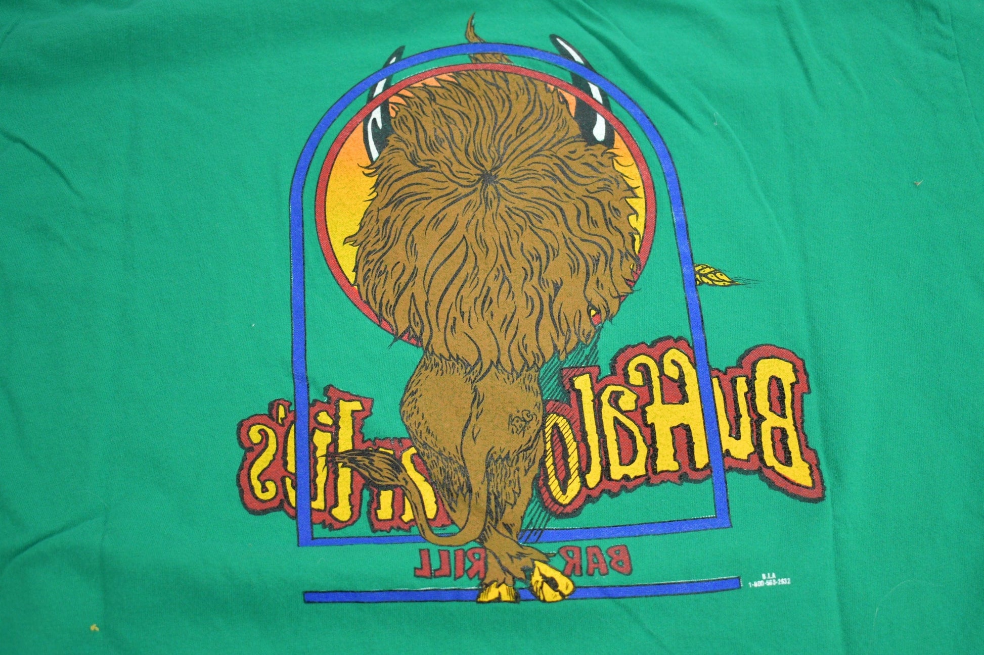 Vintage 1990s Buffalo Charlies Bar & Grill Graphic T Shirt Men's XL from propervintagecanada
