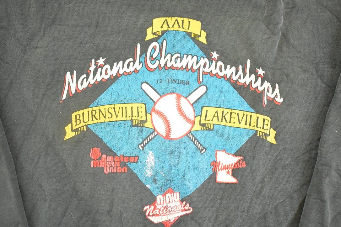 Vintage 1990s Burnsville Baseball National Champions Souvenir Crewneck Sweatshirt Mens L from propervintagecanada