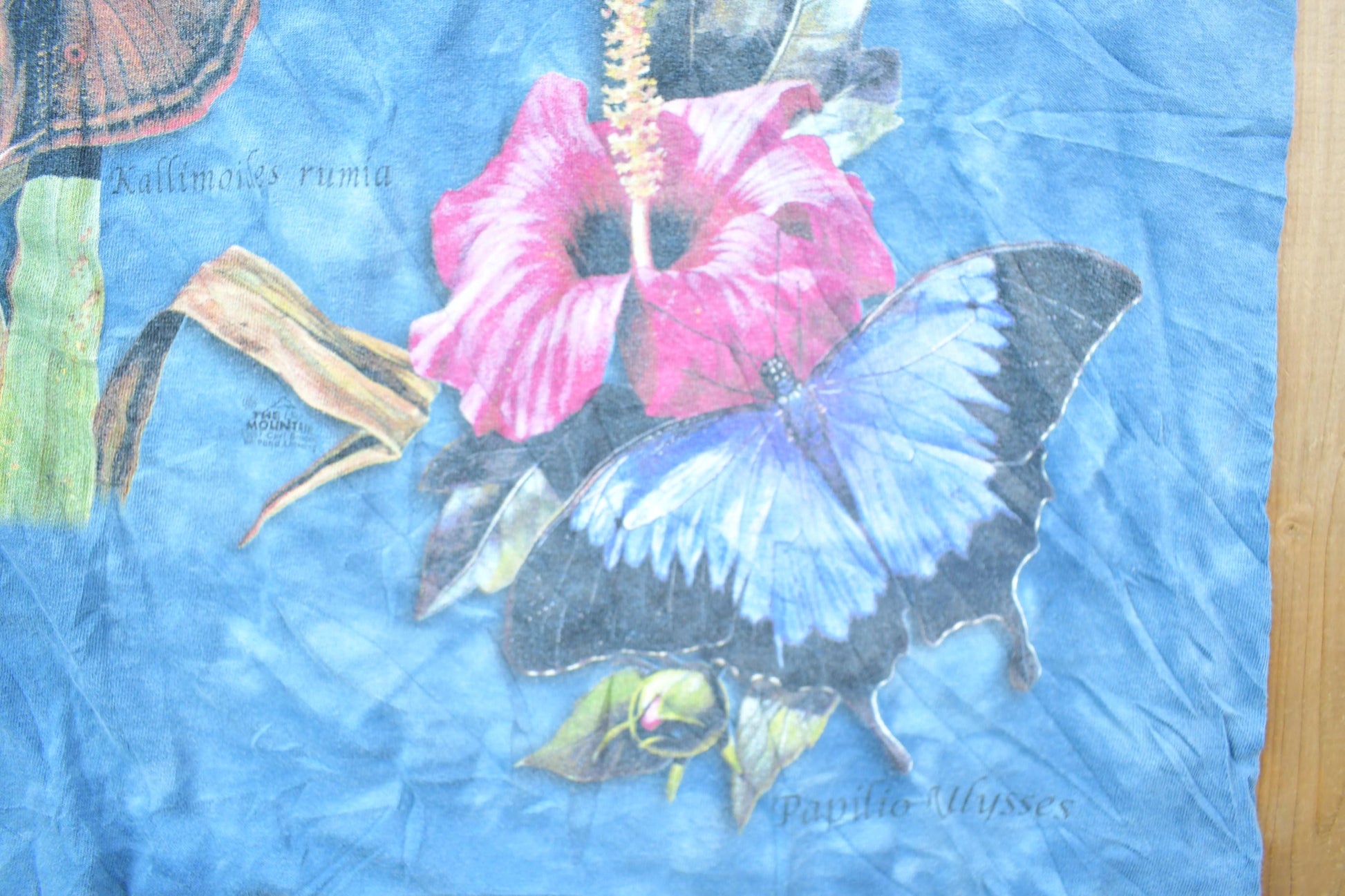 Vintage 1990s Butterfly Palace T Shirt Men's Medium from propervintagecanada