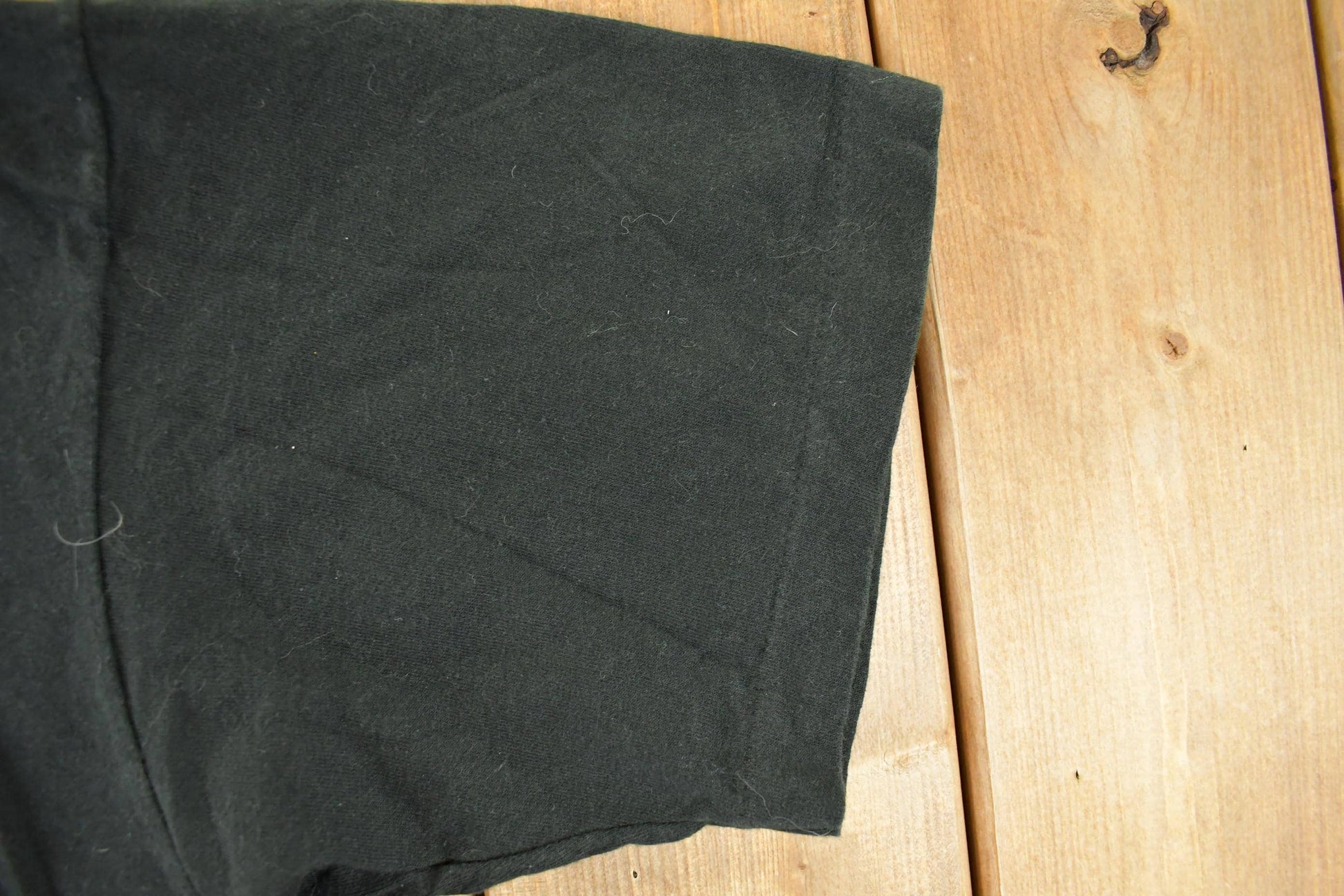Vintage 1990s BVD Blank Pocket T-Shirt Men's 2XL from propervintagecanada