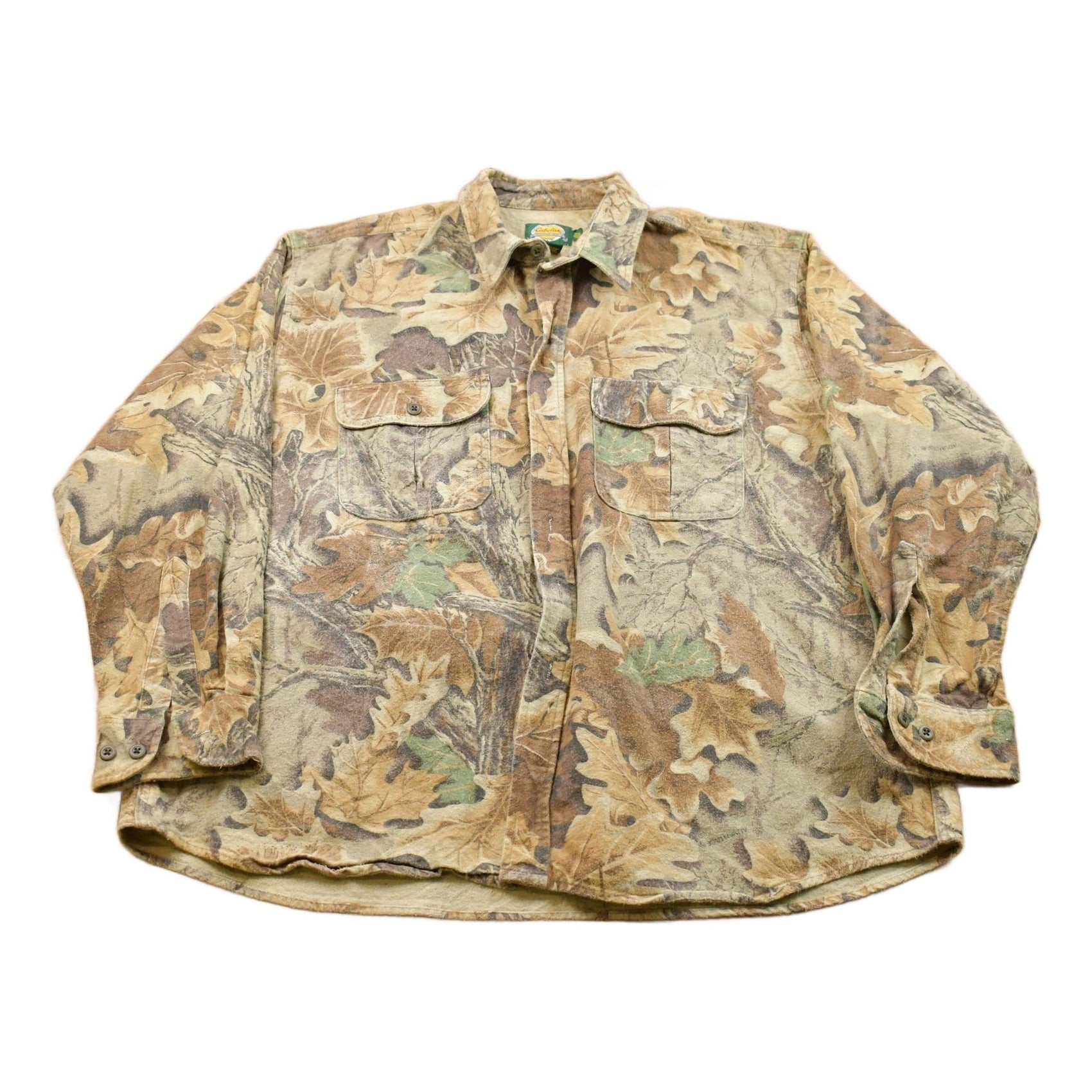 Vintage 1990s Cabela's Tree Camo Button Up Shirt Men's 3XL from propervintagecanada