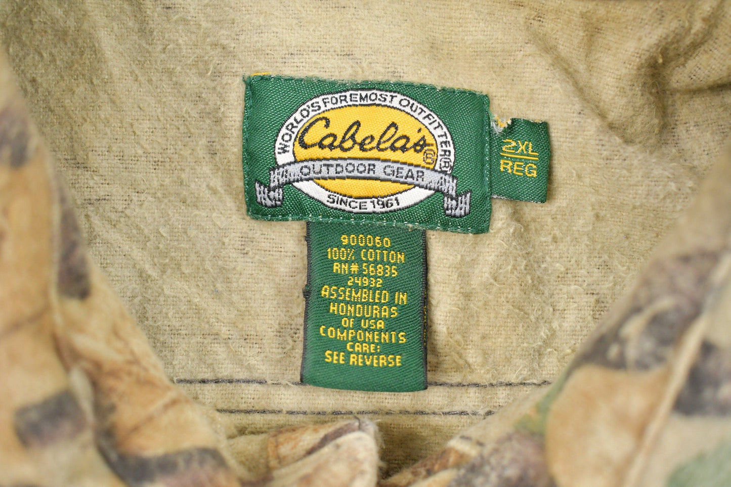 Vintage 1990s Cabela's Tree Camo Button Up Shirt Men's 3XL from propervintagecanada