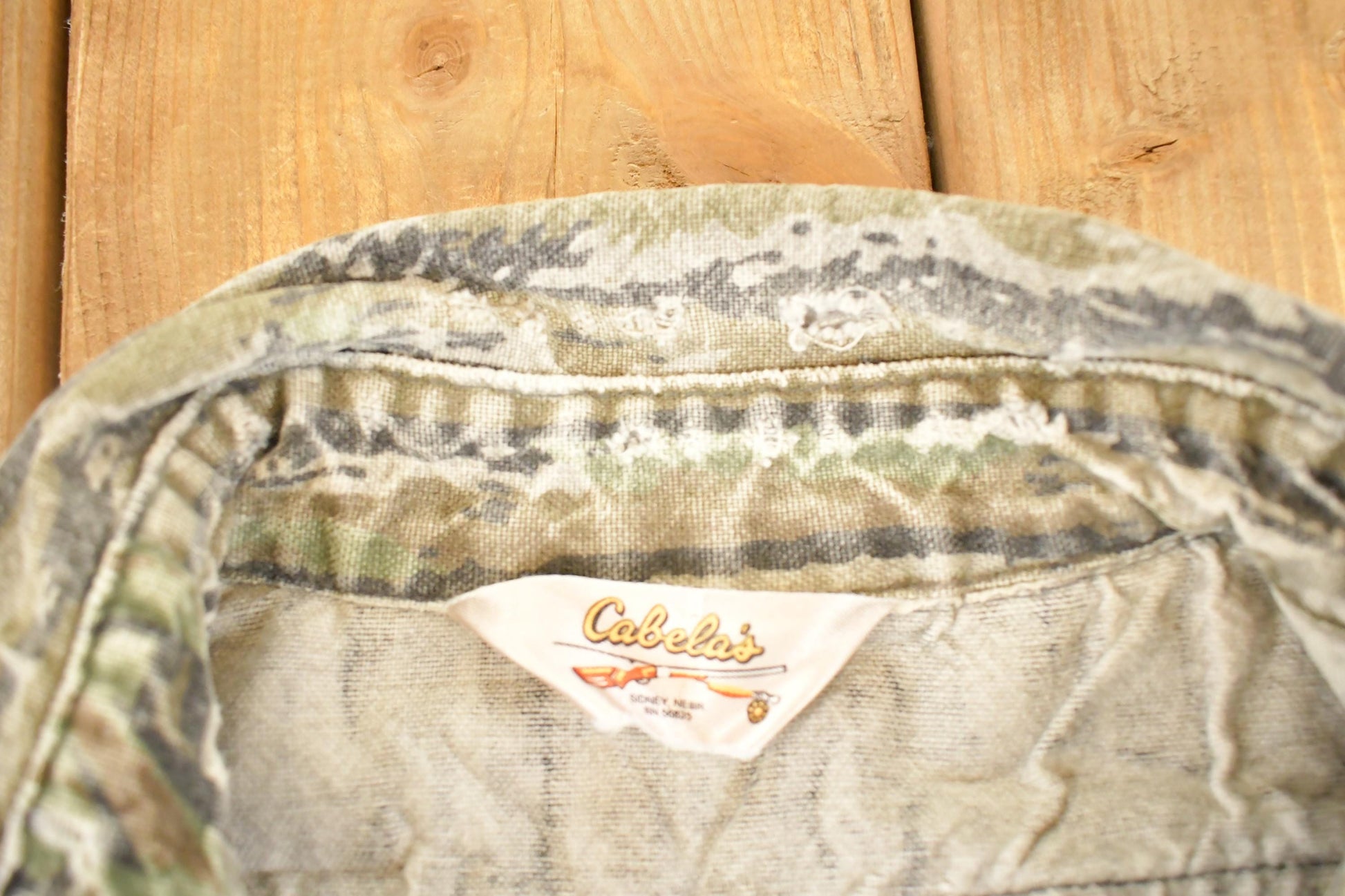 Vintage 1990s Cabela's Western Camo Shirt Men's L from propervintagecanada