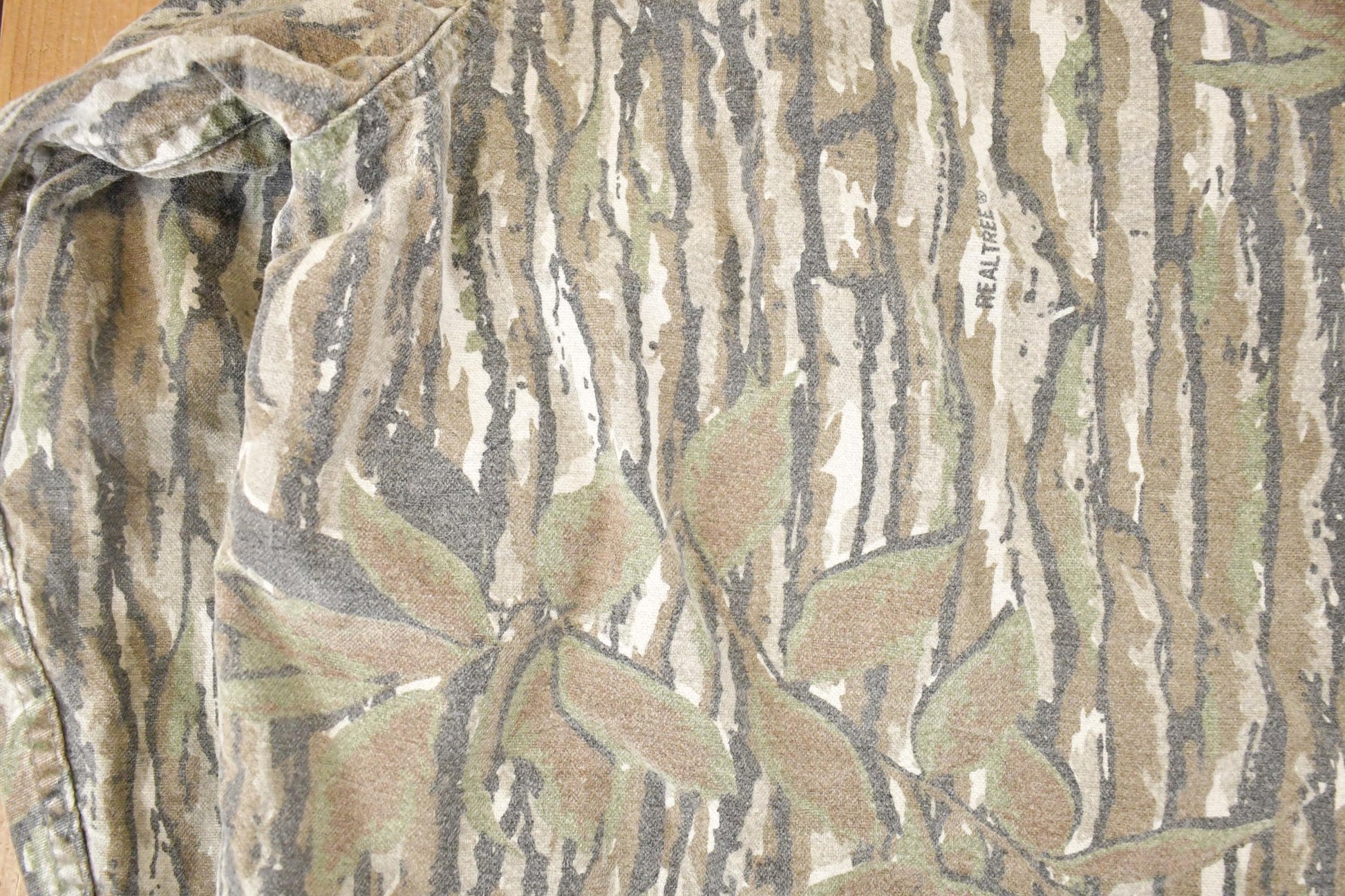 Vintage 1990s Cabela's Western Camo Shirt Men's L from propervintagecanada