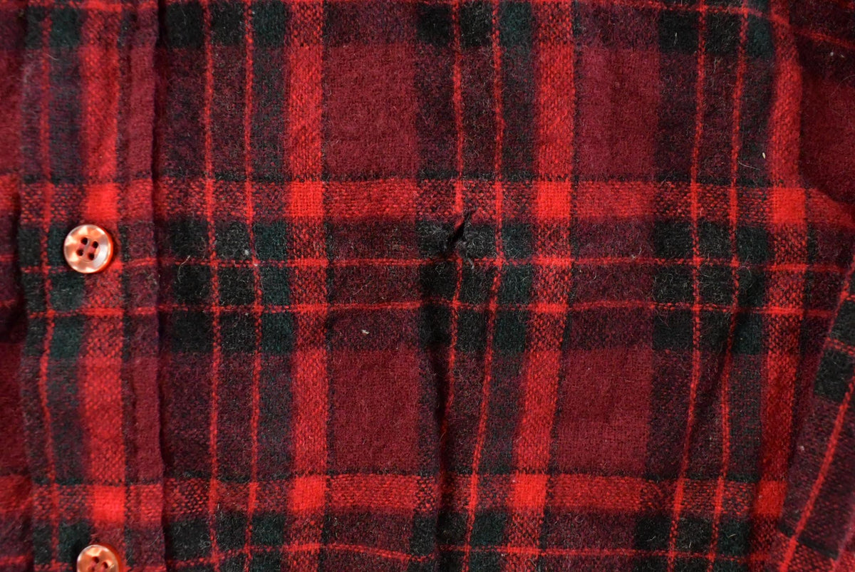 Vintage 1990s Cabela's Wool Buffalo Plaid Button Up Shirt Men's M from propervintagecanada