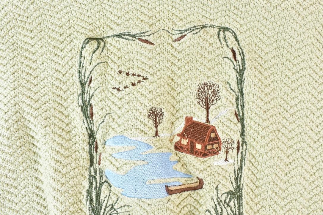 Vintage 1990s Cabelas For Women Lake House Chunky Knit Crewneck Sweater Women's M from propervintagecanada