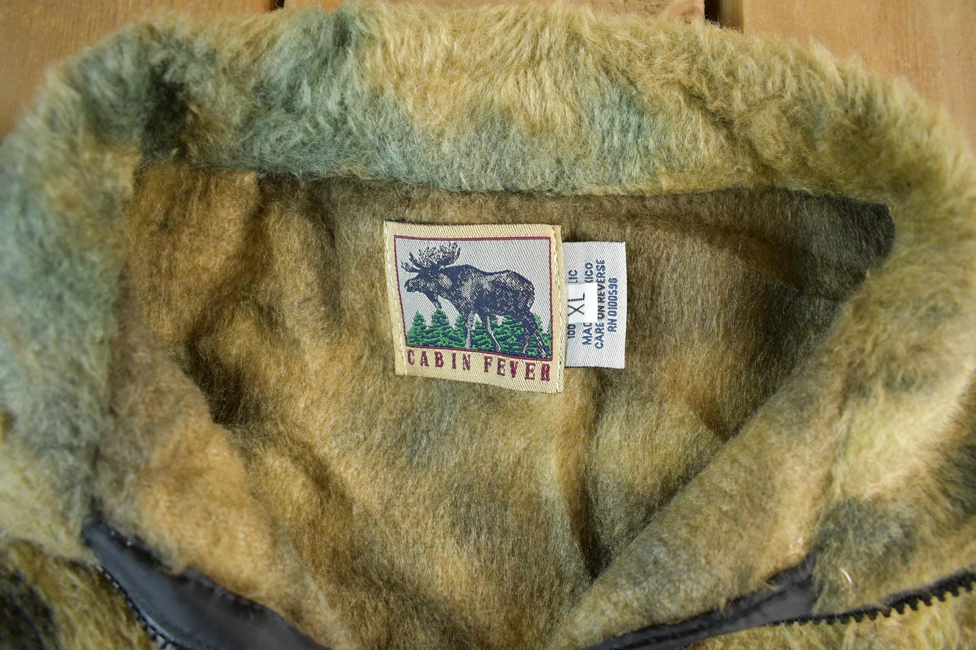 Vintage 1990s Cabin Fever Fleece Deer Nature Sweater Jacket Men's XL from propervintagecanada