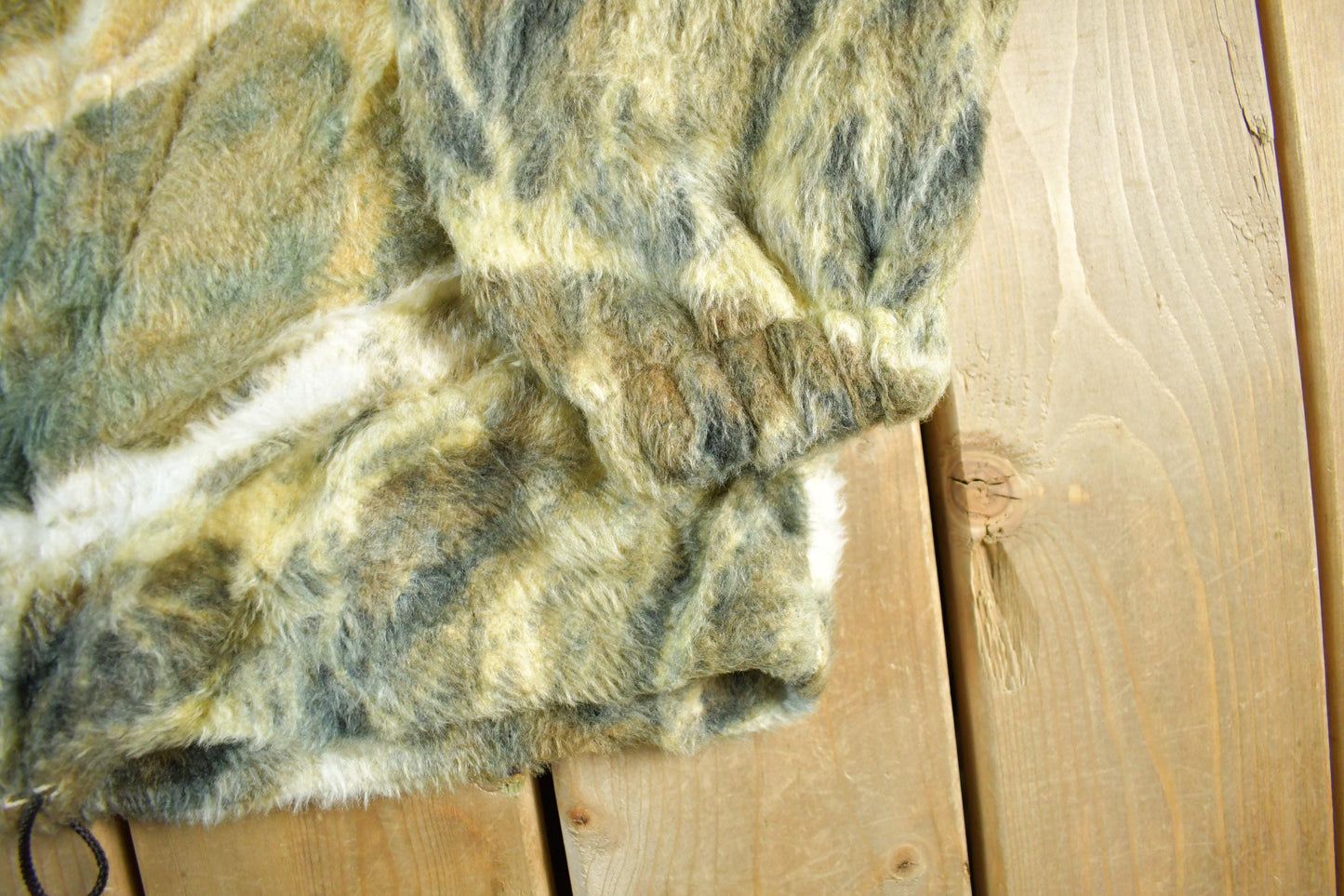 Vintage 1990s Cabin Fever Fleece Deer Nature Sweater Jacket Men's XL from propervintagecanada