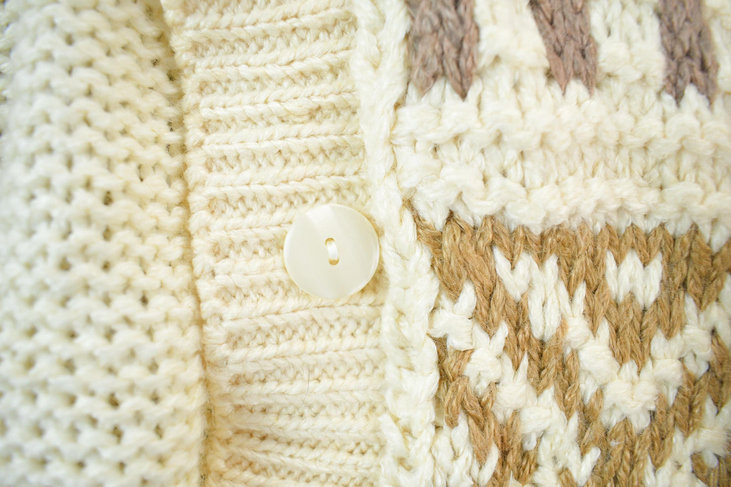 Vintage 1990s Cable Knit Button Up Sweater Women's M from propervintagecanada