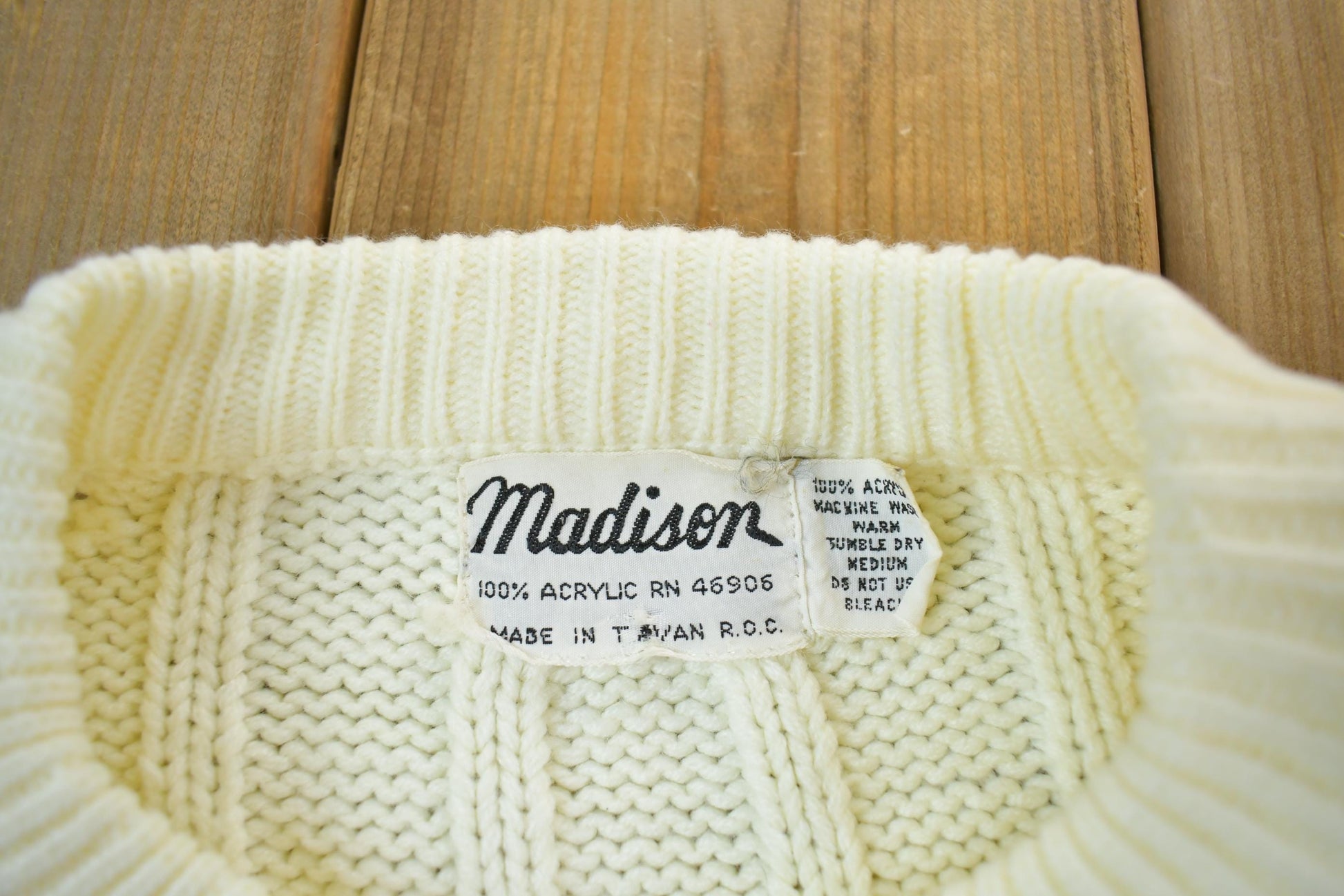 Vintage 1990s Cable Knit Crewneck Sweater Women's M from propervintagecanada