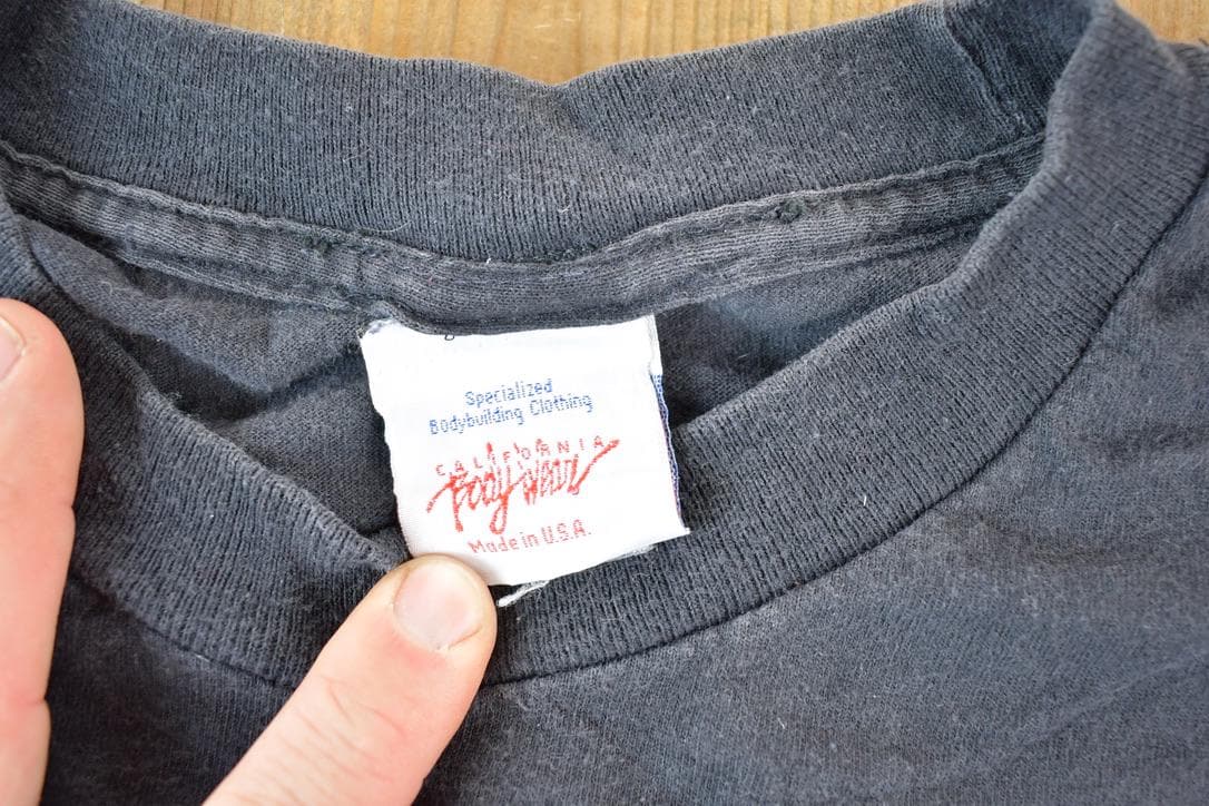 Vintage 1990s California Bodywear Souvenir Single Stitch Graphic Print T-Shirt Made In USA Men's XL from propervintagecanada