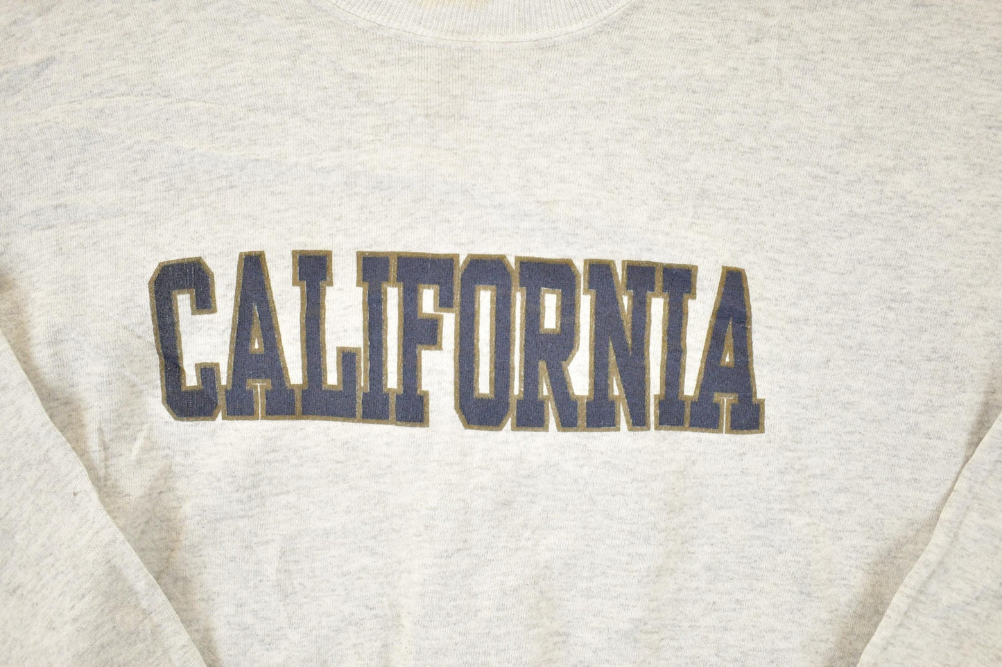 Vintage 1990s California Heavyweight Crewneck Sweatshirt Men's L from propervintagecanada