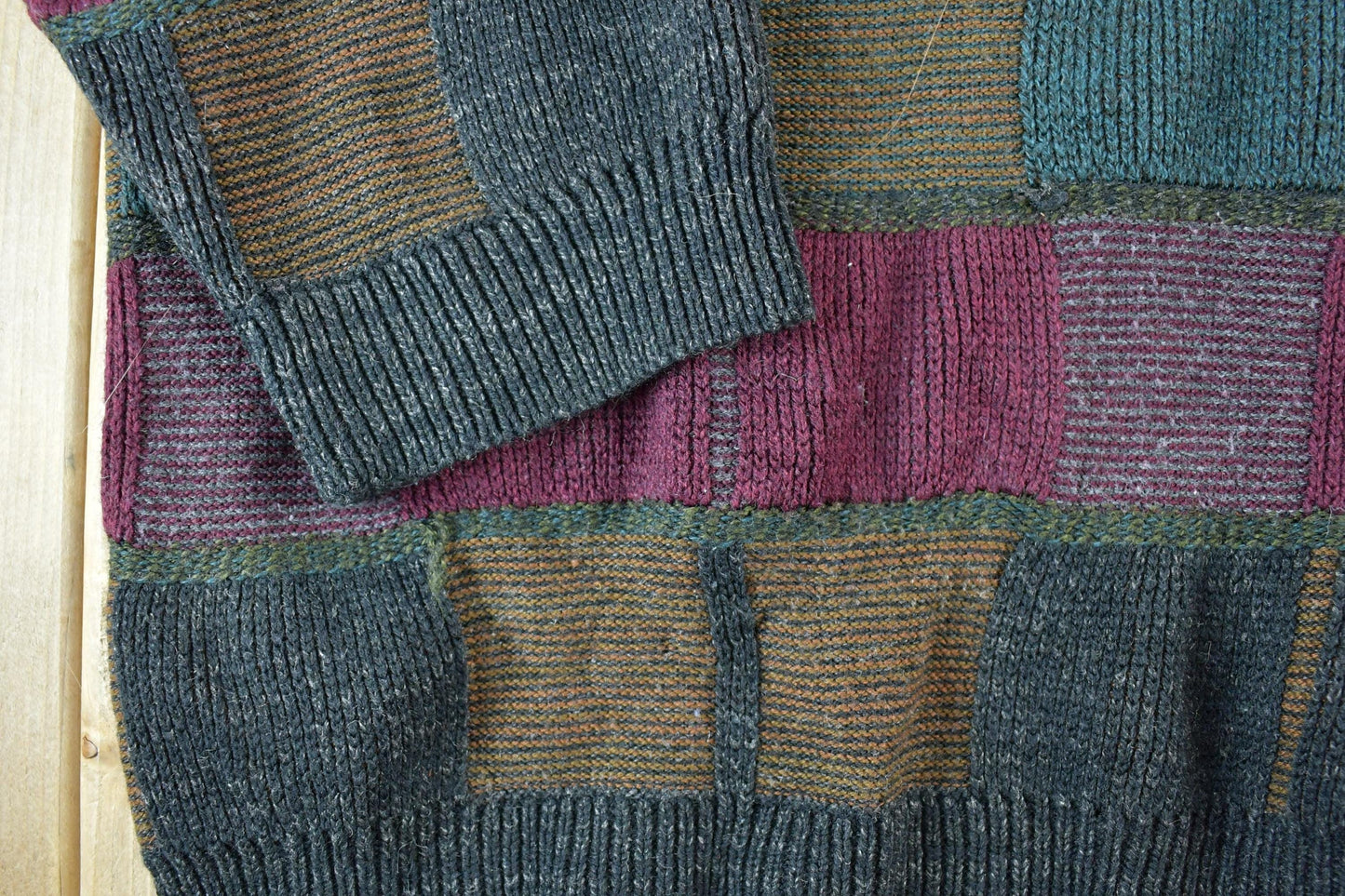 Vintage 1990s Cambridge Classics Knit Abstract Pattern Crewneck Sweater Made In USA Men's XL from propervintagecanada