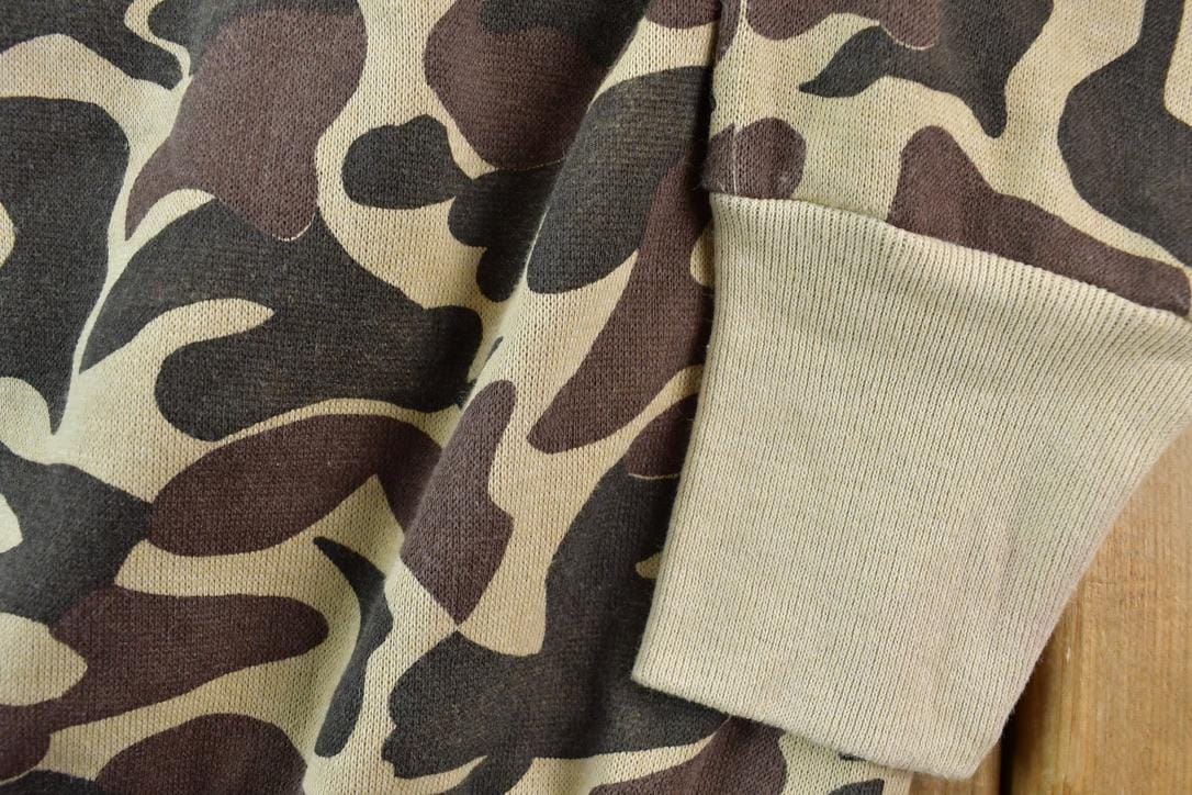Vintage 1990s Camo Crewneck Sweatshirt Men's XL from propervintagecanada