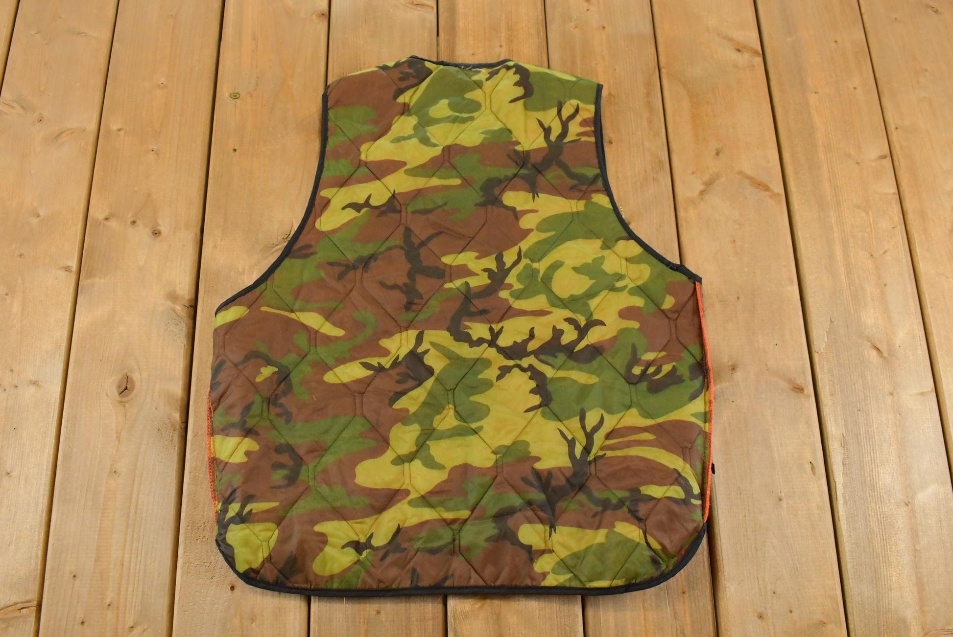 Vintage 1990s Camo Reversible Vest Hunting Jacket Men's Medium from propervintagecanada