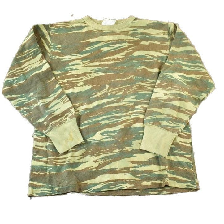 Vintage 1990s Camo Souvenir Crewneck Sweatshirt Made In USA Men's Large from propervintagecanada