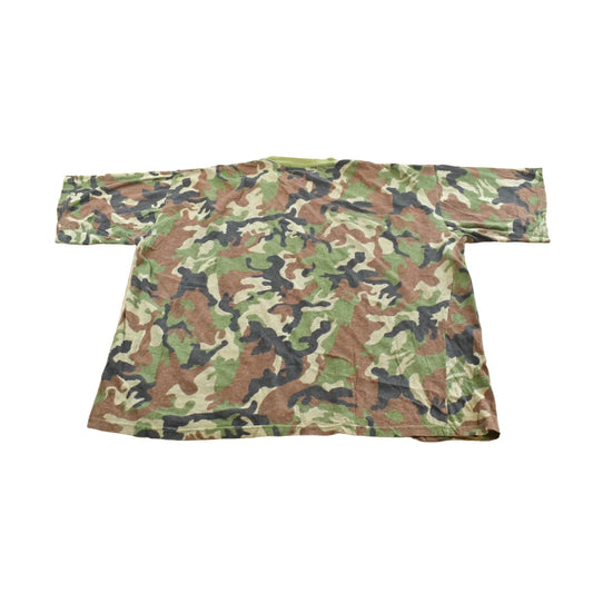 Vintage 1990s Camo T-Shirt Men's 2XL from propervintagecanada