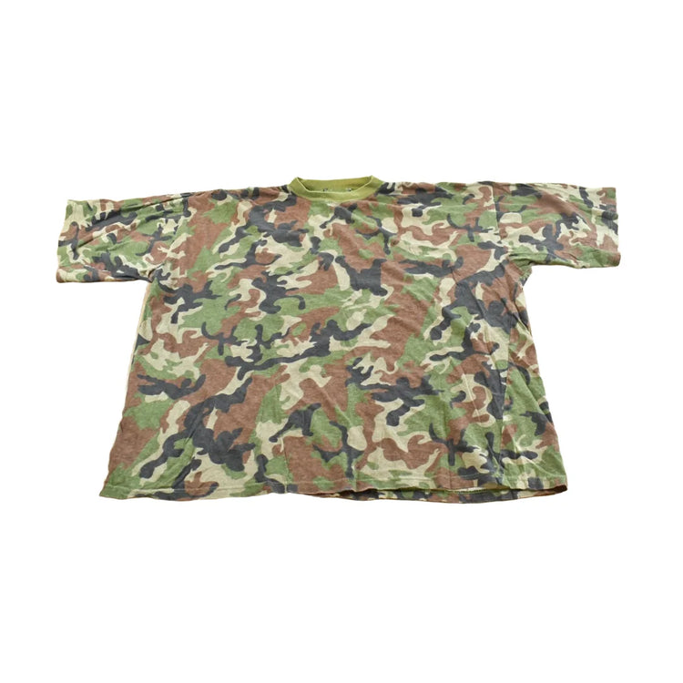 Vintage 1990s Camo T-Shirt Men's 2XL from propervintagecanada