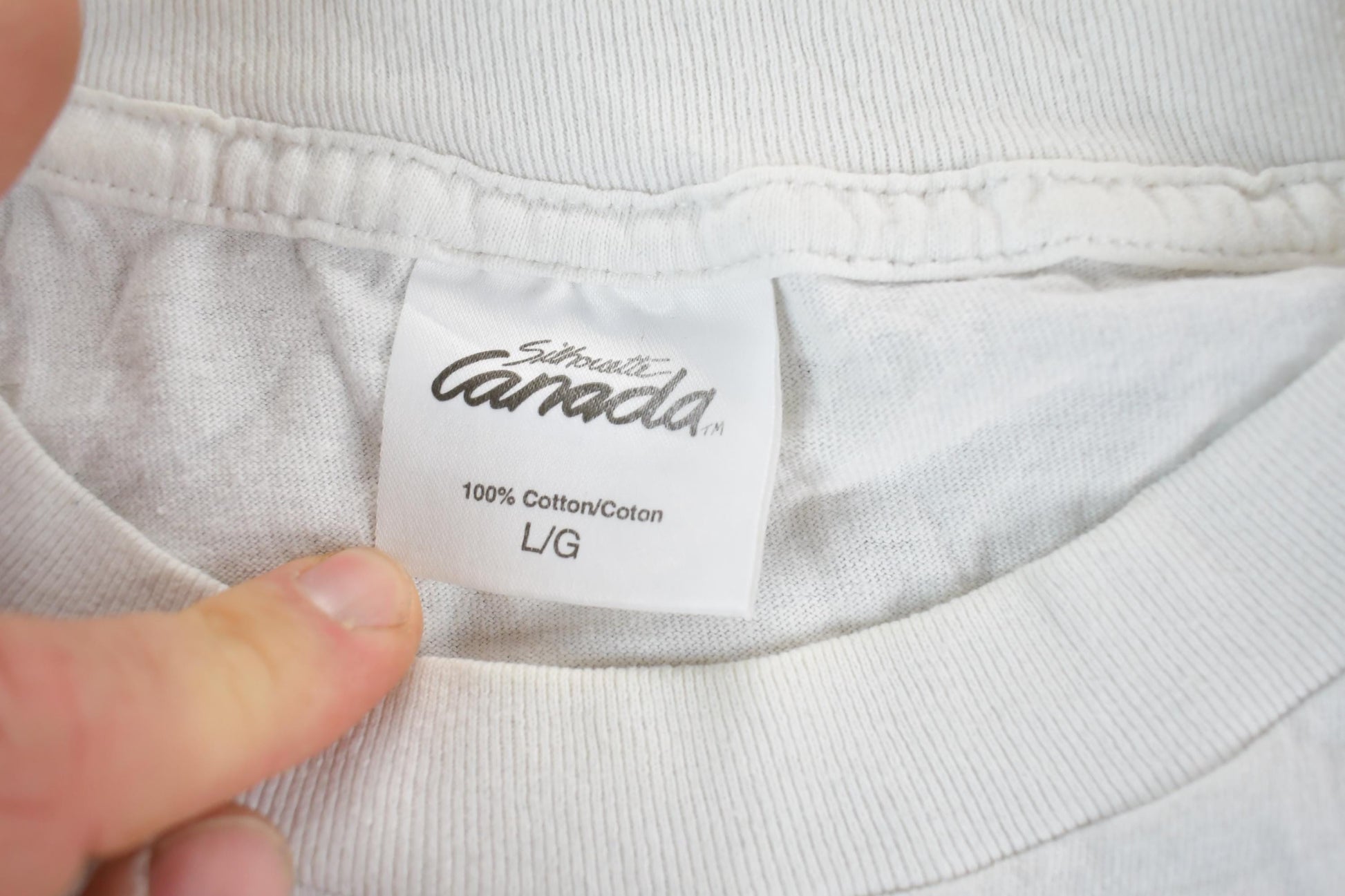 Vintage 1990s Canada Ducks Souvenir Single Stitch Graphic Print T-Shirt Made In Canada Men's Large from propervintagecanada